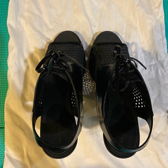 Balenciaga heels in like new condition. Only tried on inside.size 38 = size 8 us - Picture 3 of 7